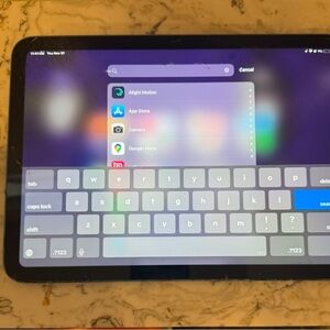 Apple iPad 10th Generation A2696 cracked screen. Works perfect